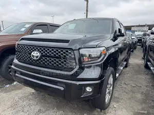 Toyota Tundra 2016 Black