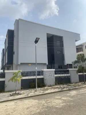 4bdrm Duplex in Jahi Gilmor for sale