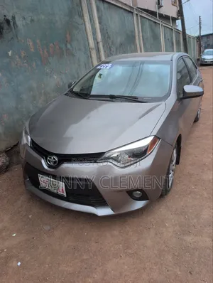 Toyota Corolla 2015 Gray