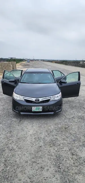 Toyota Camry 2012 Gray