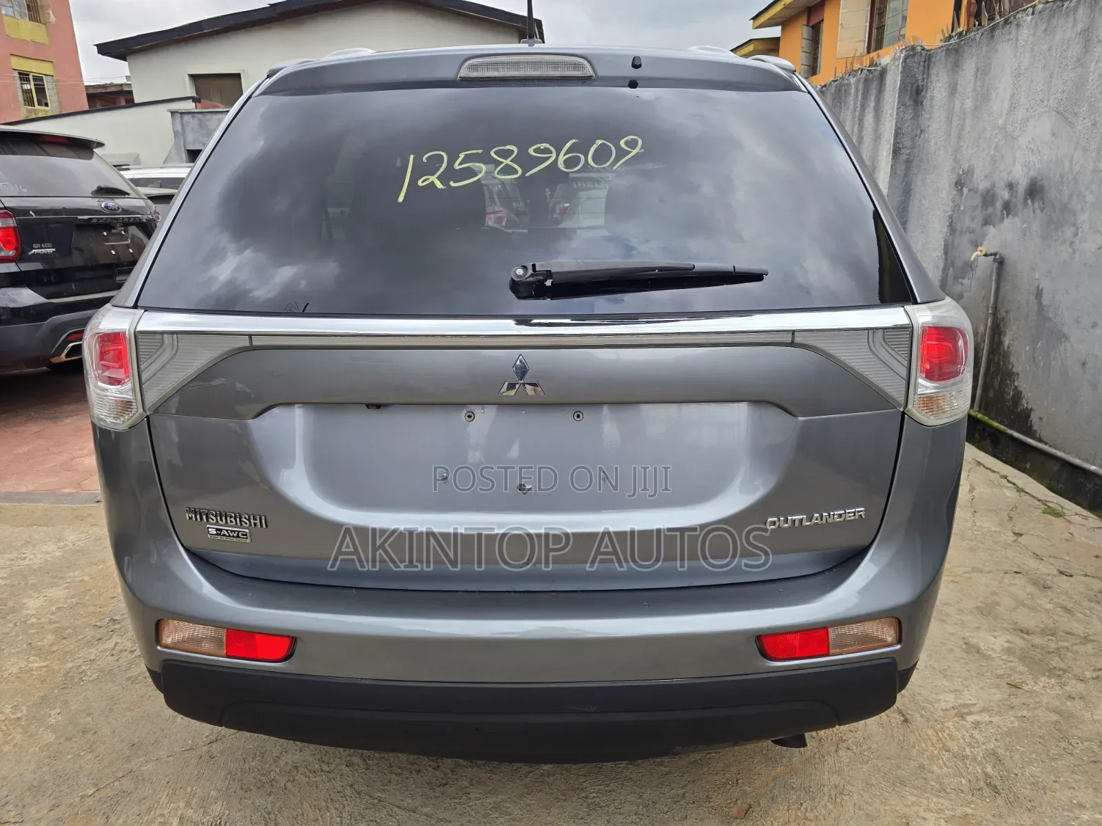 Mitsubishi Outlander 2014 Gray
