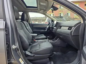Mitsubishi Outlander 2014 Gray