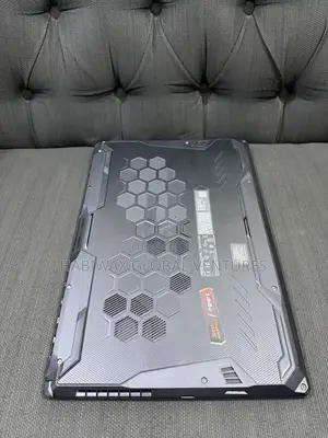 Laptop Asus TUF Gaming A17 16GB AMD Ryzen 5 SSD 512GB
