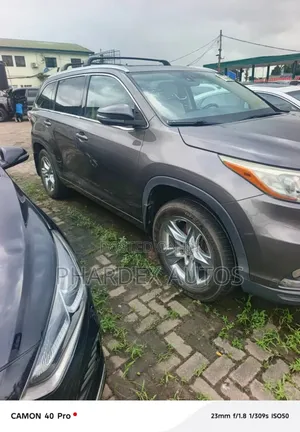 Toyota Highlander 2014 Gray