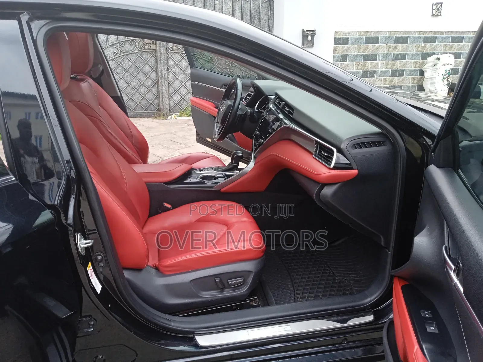 Toyota Camry 2018 Black