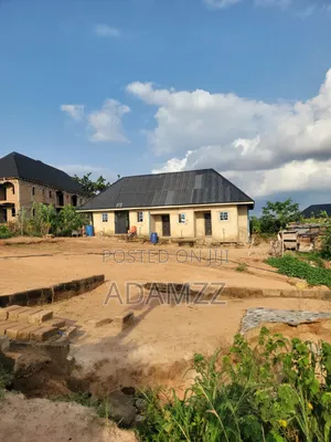 3bdrm Room & Parlour in Ugbondafe, Enugu for sale