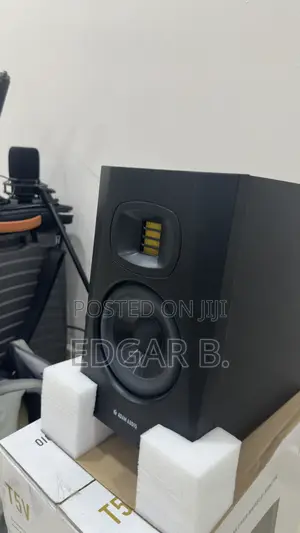 Adam T5v Active Nearfield Studio Monitor