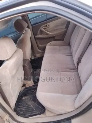 Toyota Camry Automatic 1999 Gold
