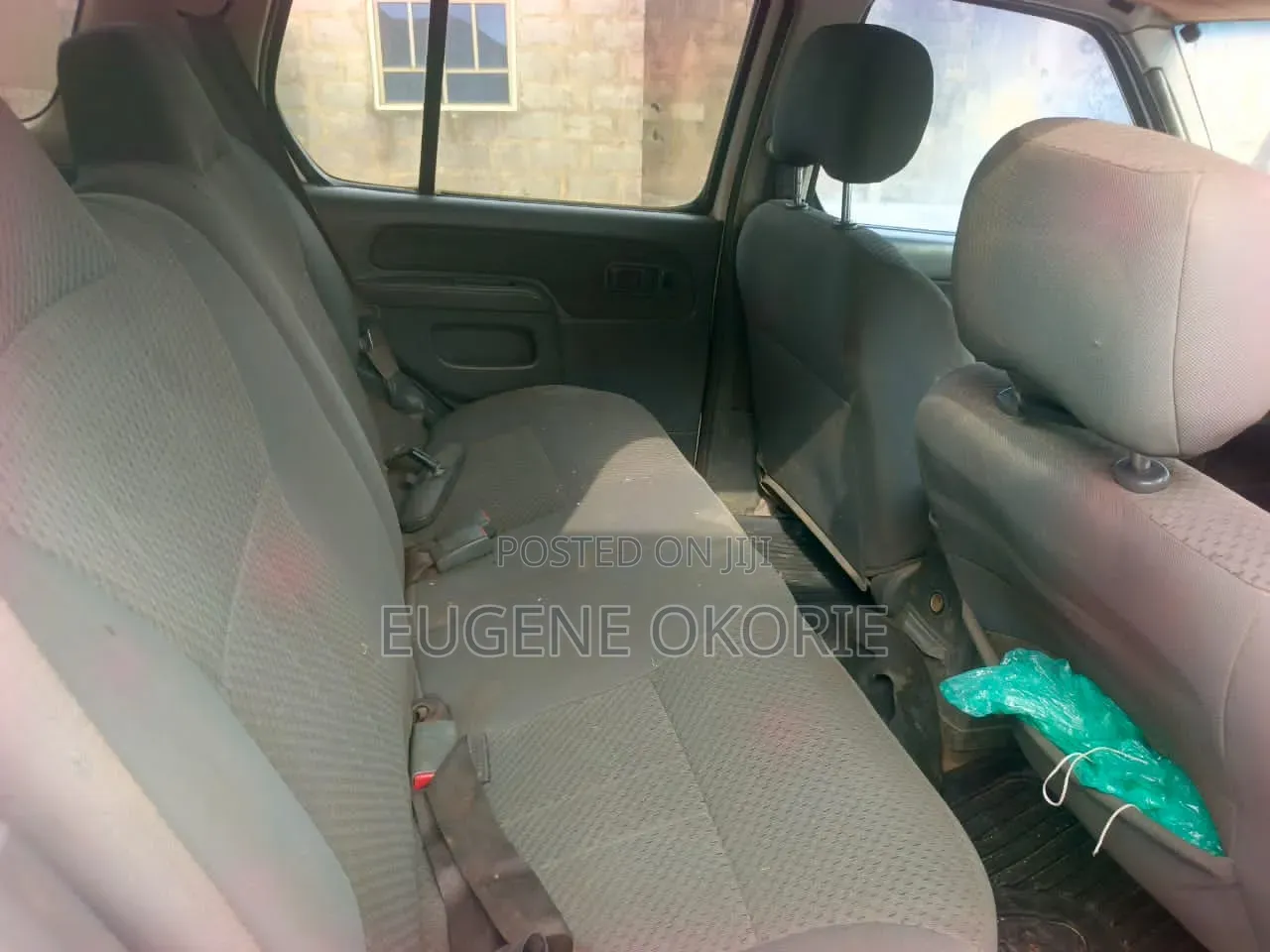 Nissan Xterra 2002 White