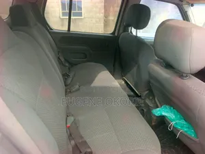 Nissan Xterra 2002 White