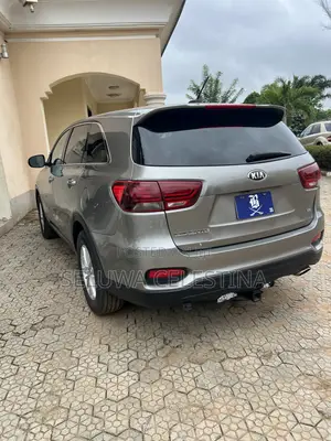 Kia Sorento 3.3L LX FWD 2019 Gray