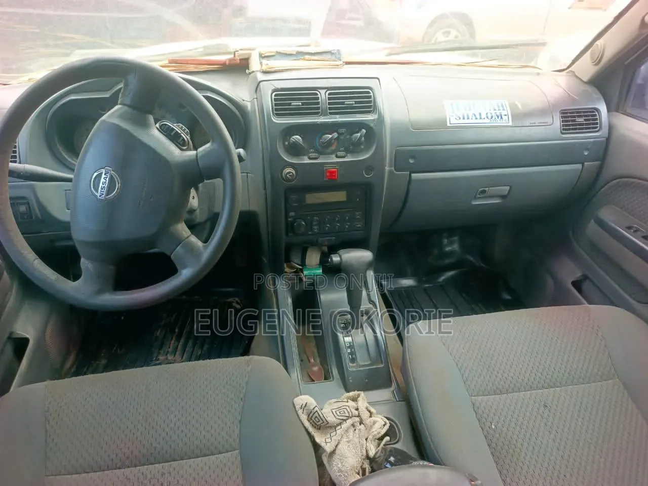 Nissan Xterra 2002 White