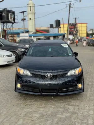 Toyota Camry SE 4dr Sedan (2.5L 4cyl 6A) 2014 Black