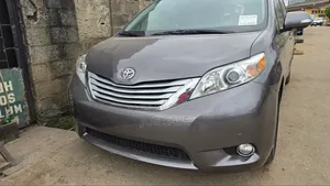 Toyota Sienna 2014 Gray