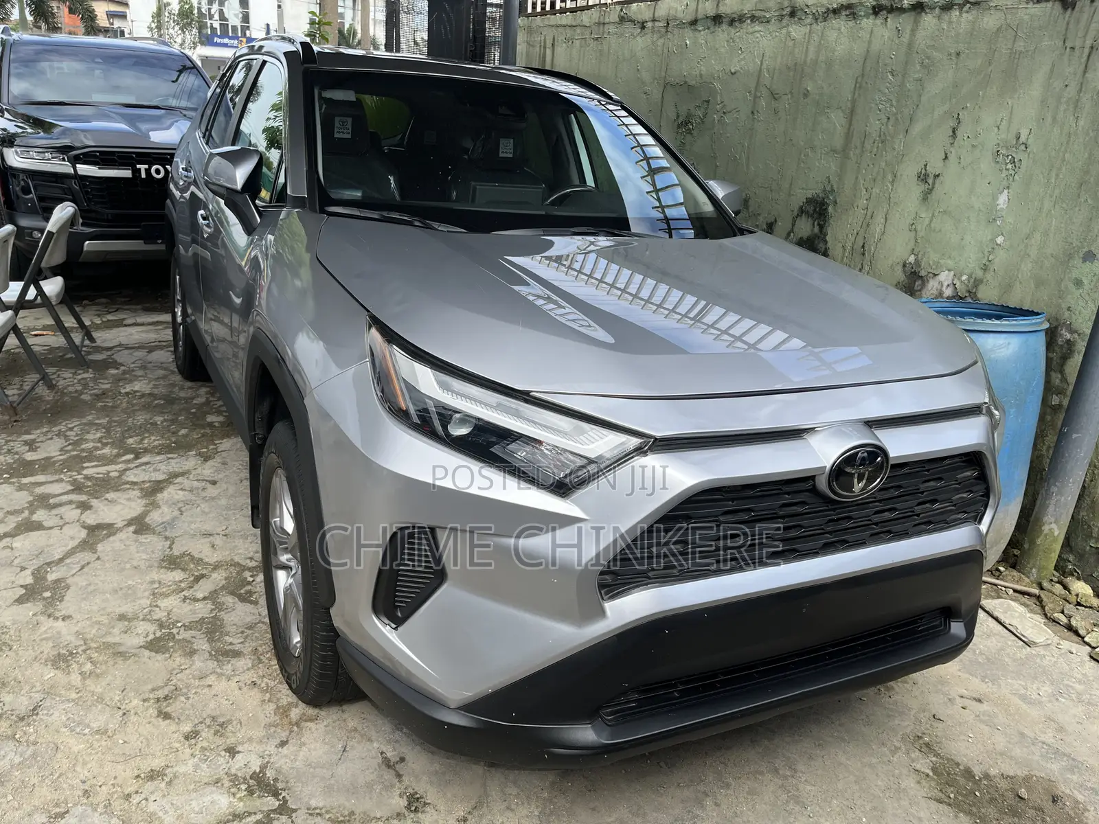 Toyota RAV4 XLE 2025 Silver