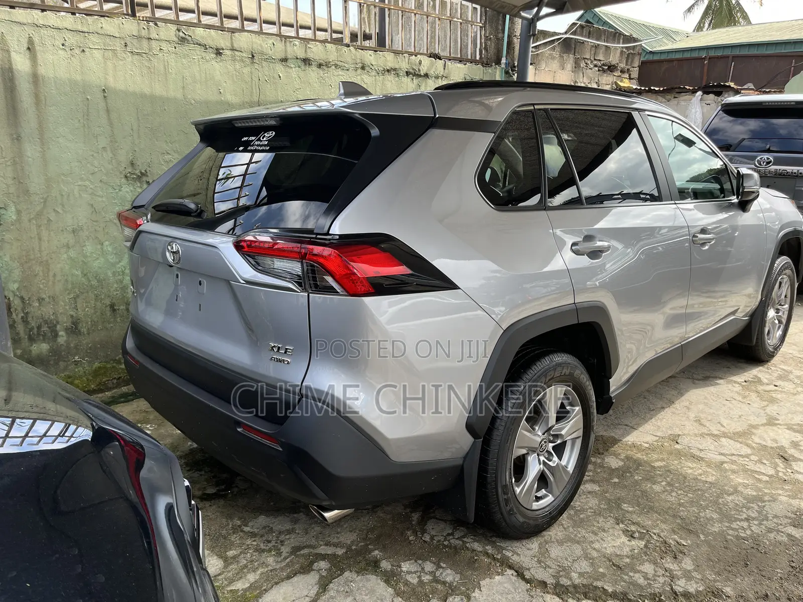 Toyota RAV4 XLE 2025 Silver
