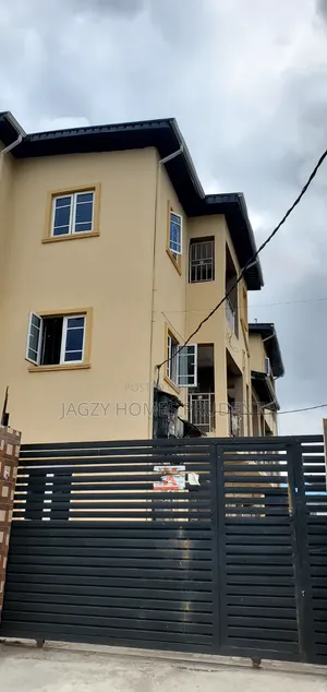 2bdrm Apartment in Rse, Oke Ira / Ajah for rent