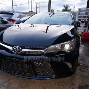 Toyota Camry SE 4dr Sedan (2.5L 4cyl 6A) 2016 Black