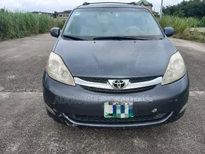 Toyota Sienna 2006 Gray