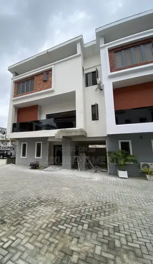 4bdrm Duplex in Ikate for rent