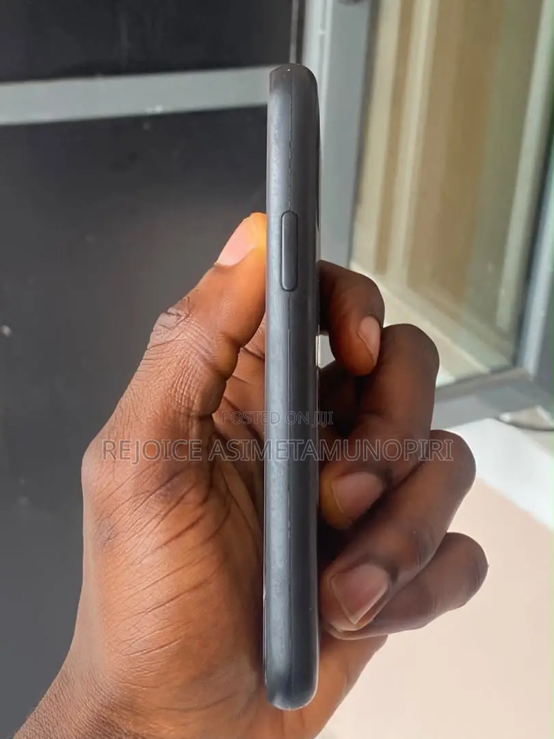 Apple iPhone 11 Pro 64 GB Black