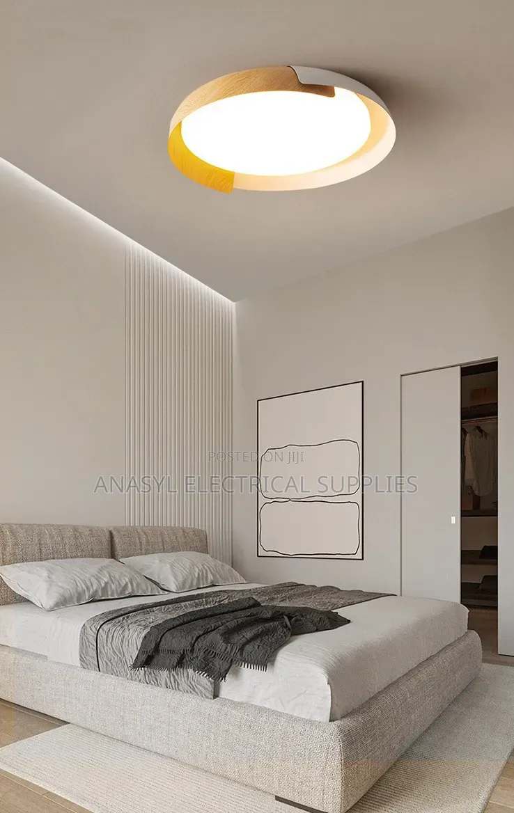 Modern Circular Profile With a Dual-Color Finish.