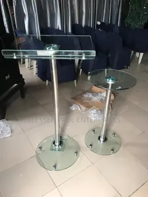 Glass Single Pole Pulpit