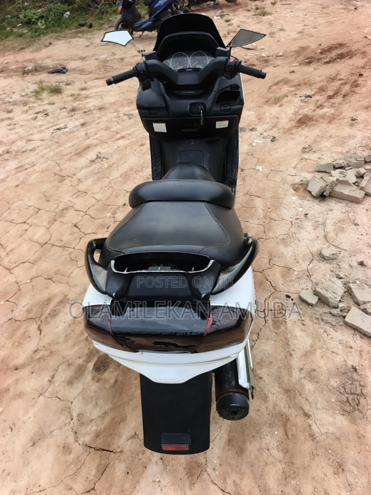 Suzuki Burgman 2020 White