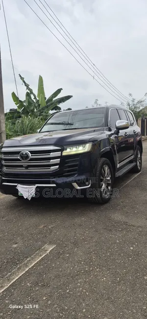 Toyota Land Cruiser 2022 Blue