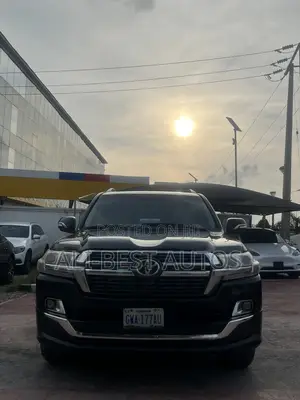 Toyota Land Cruiser 2017 Black