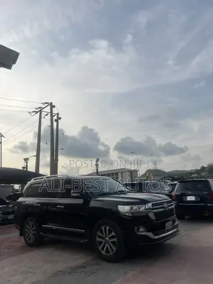 Toyota Land Cruiser 2017 Black