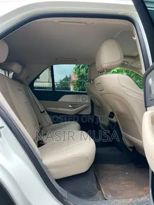 Mercedes-Benz GLE-Class 2019 White