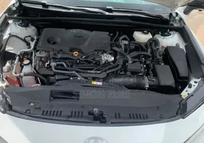 Toyota Camry XLE 2025 White