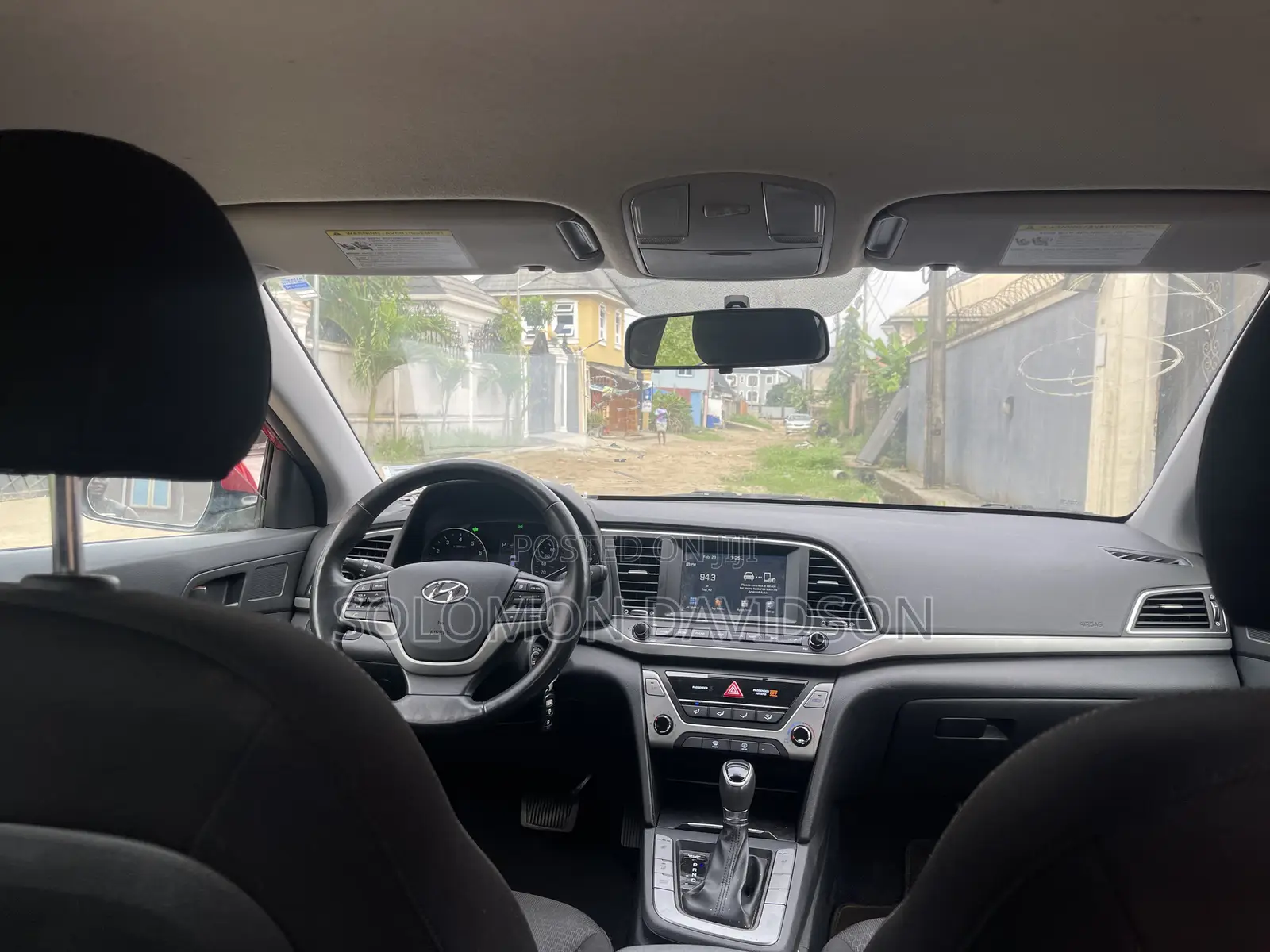 Hyundai Elantra 2017 Red