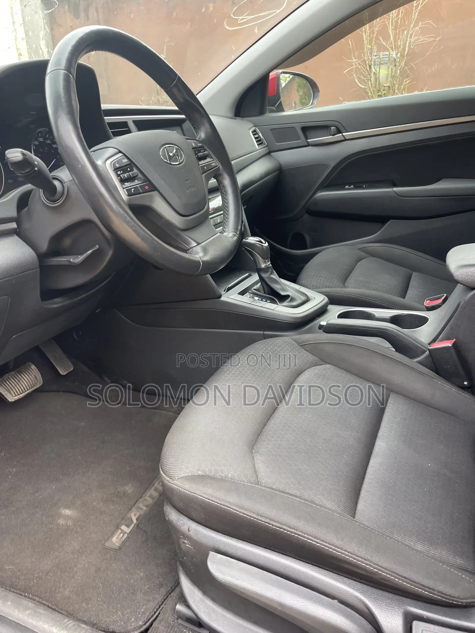 Hyundai Elantra 2017 Red