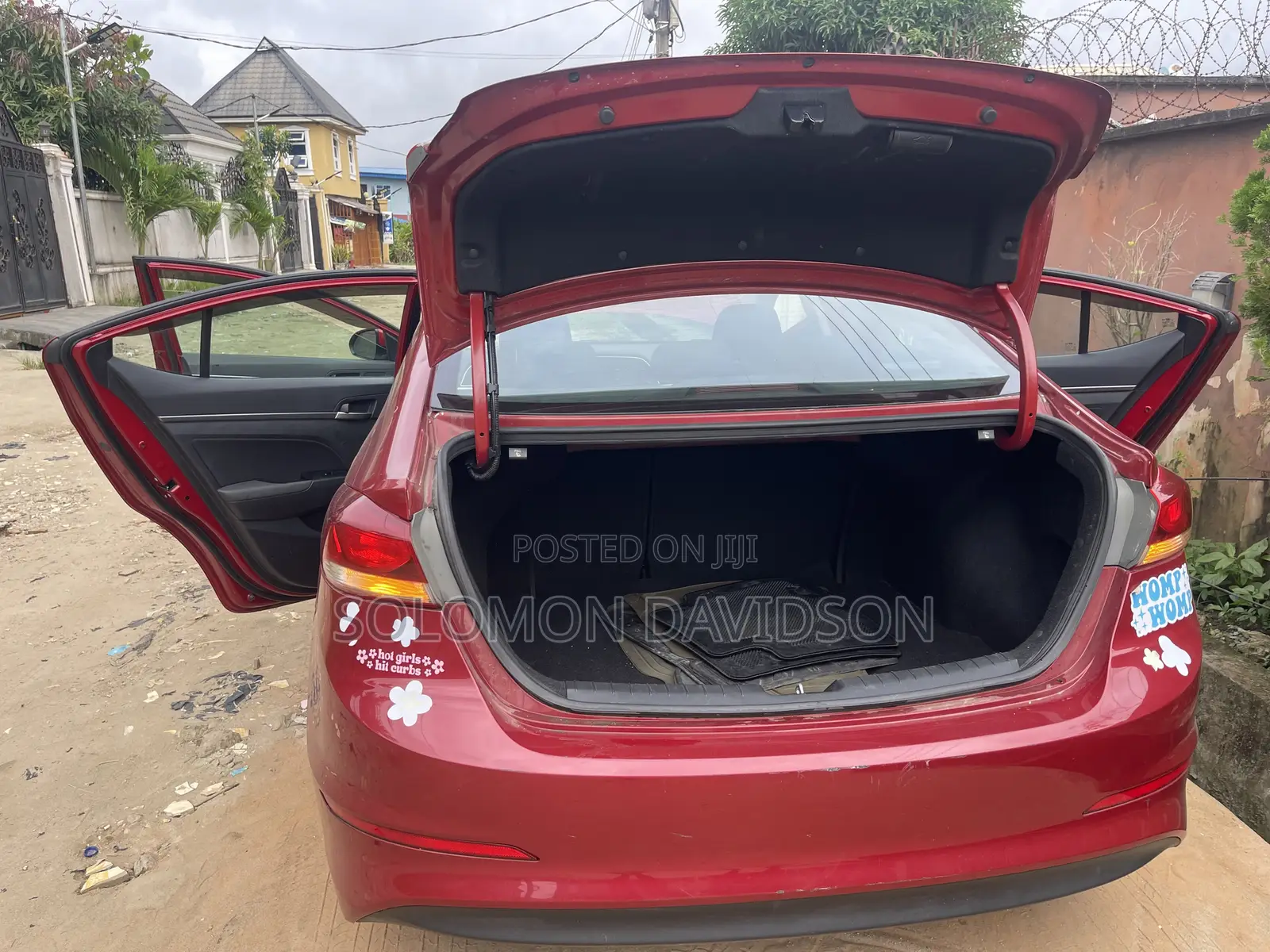 Hyundai Elantra 2017 Red