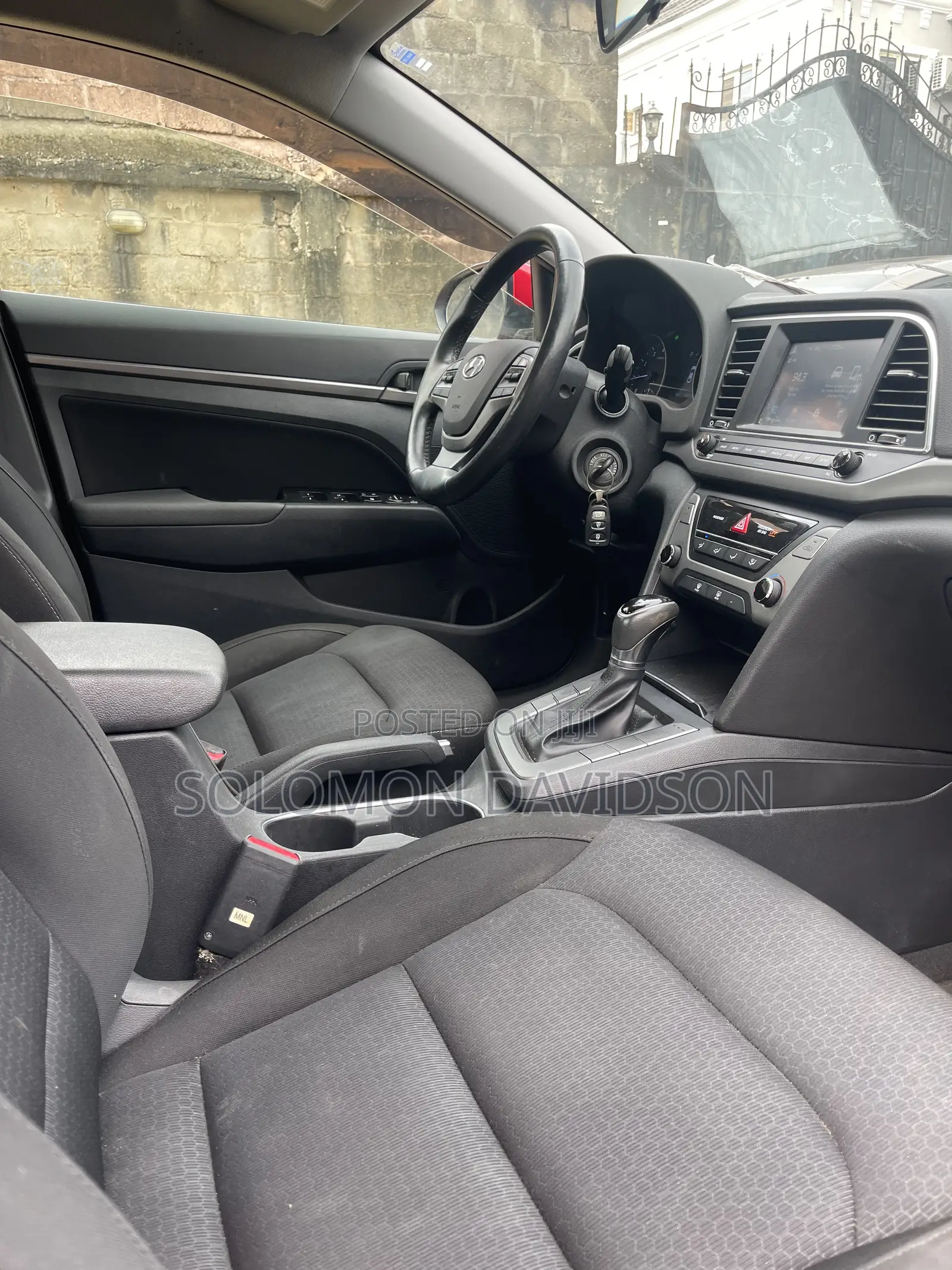 Hyundai Elantra 2017 Red