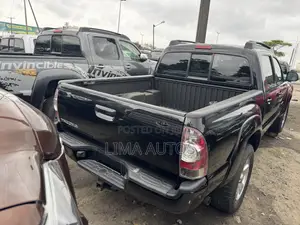 Toyota Tacoma 2014 Black