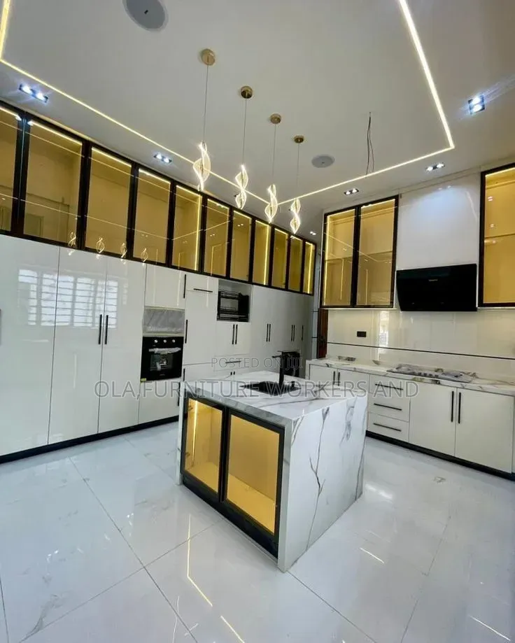 Kitchen Cabinet