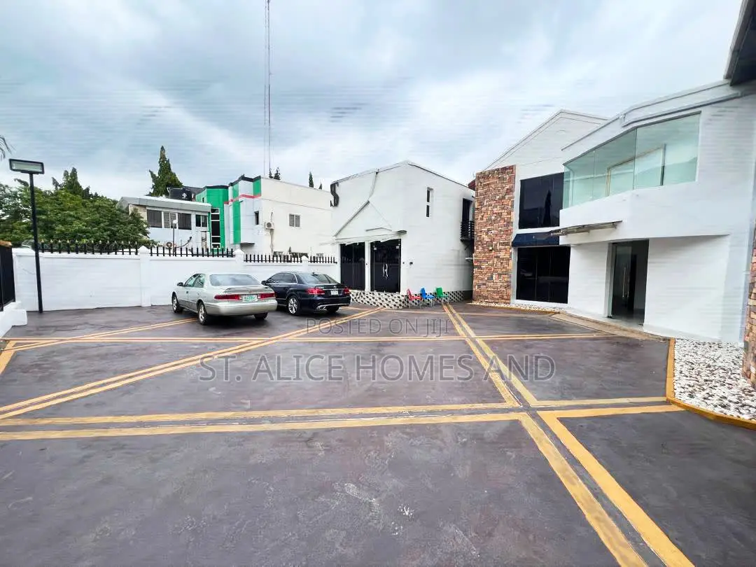 Xploral Azure Loft Studio Apartment
