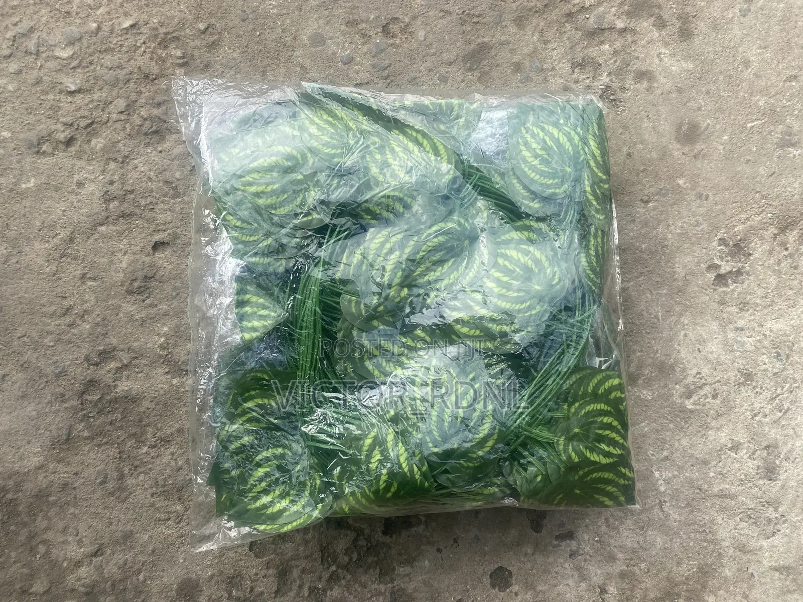 Artificial Creeping Plants ( Dropping Flowers )