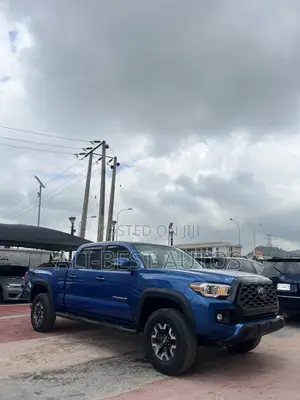 Toyota Tacoma 4dr Double Cab 2016 Blue