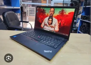 Laptop Lenovo ThinkPad E14 Gen 6 16GB Intel Core i5 SSD 512GB