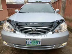 Toyota Camry 2005 Silver