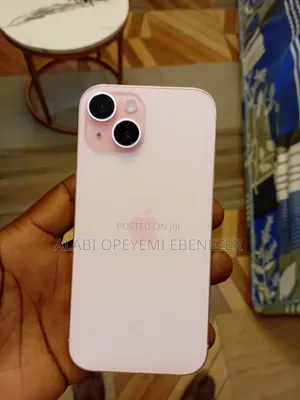 Apple iPhone 15 128 GB Pink