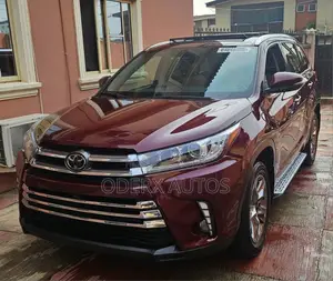 Toyota Highlander Limited Platinum 4x4 V6 (3.5L 6cyl 8A) 2018 Burgundy