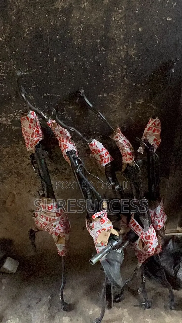 Camry 2.7 Steering Rack