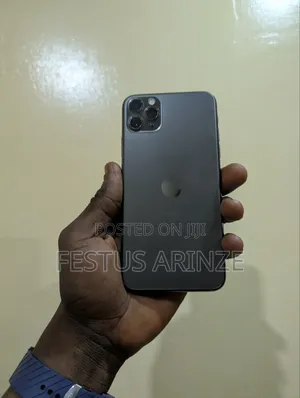 Apple iPhone 11 Pro Max 64 GB Gray