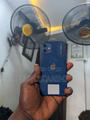 Apple iPhone 12 64 GB Blue
