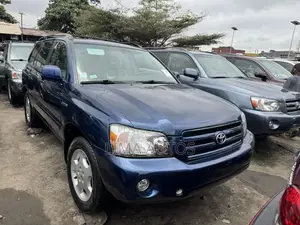 Toyota Highlander V6 2005 Blue